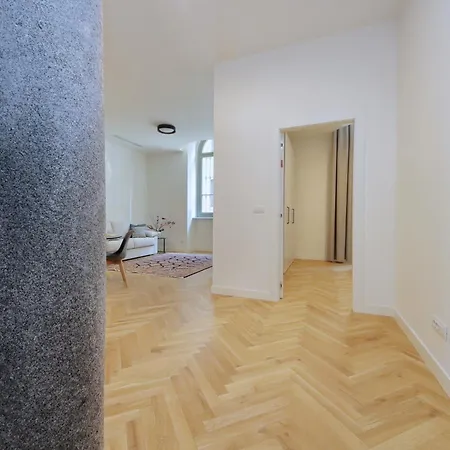Cav Juvarra Aparthotel 4*
