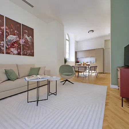 Cav Juvarra Aparthotel Turin
