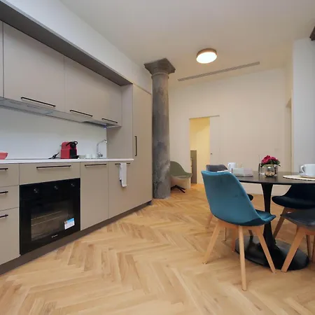 Cav Juvarra Aparthotel Turin